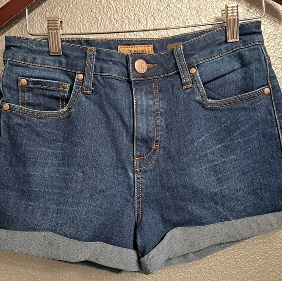 STS Blue Cuffed Denim Shorts Size 9 - Picture 2 of 6